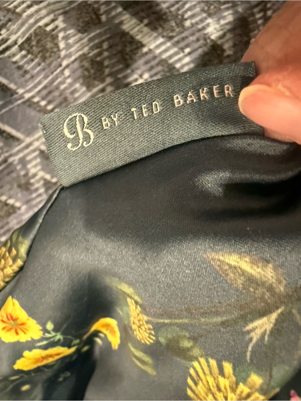 Ted Baker London Green Floral Stripe Satin Pajama Set with Piping Button-Up - Picture 7 of 13